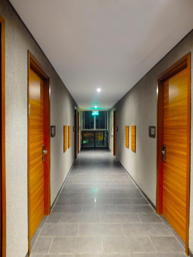 Maple Hotel Grogol Джакарта Екстериор снимка